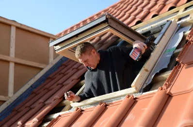 Pose de fenêtres de toit Velux dans les Vosges